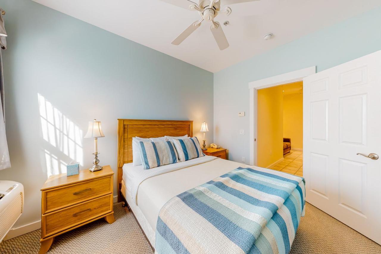 The Colonels Suites Northeast Harbor Camera foto